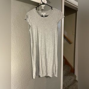 Women’s Small T-shirt dress